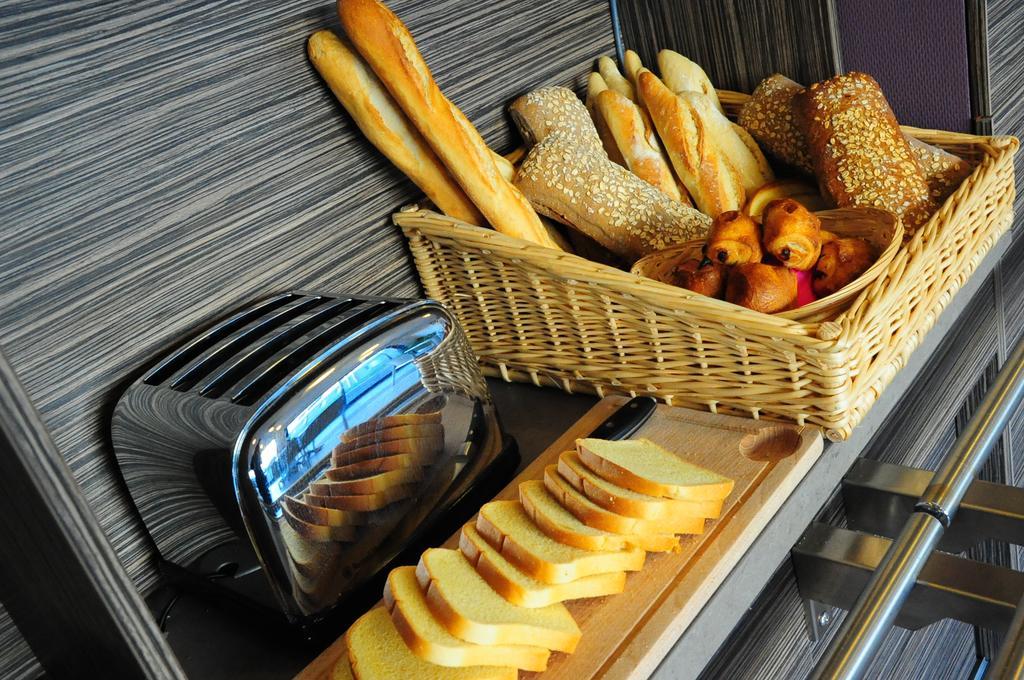 Eastlodge Lyon Est Eurexpo Saint-Priest  Restaurant billede